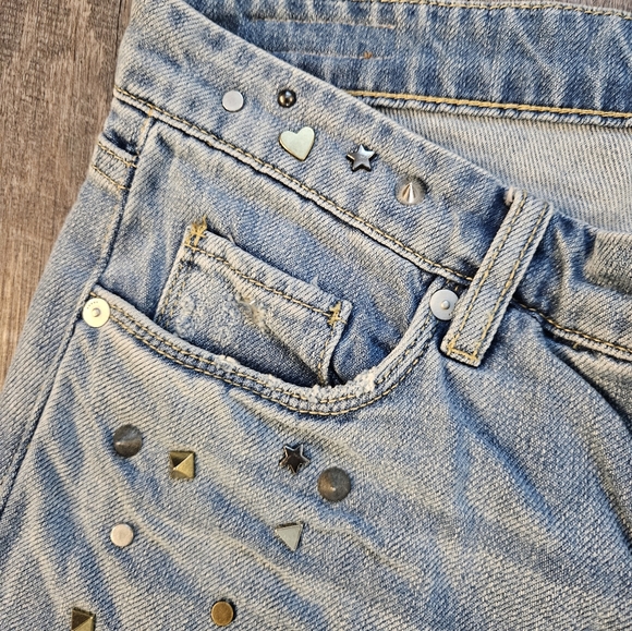Blanknyc Star Studded Crop Jean Light wash Sz 26 - Picture 14 of 14